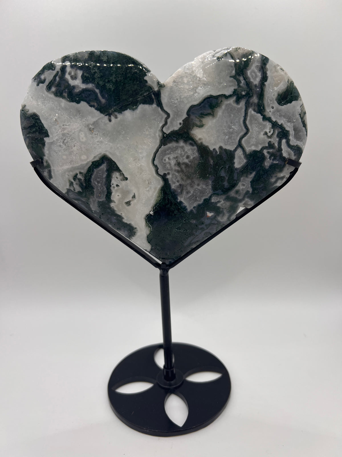 Moss agate heart w/ stand