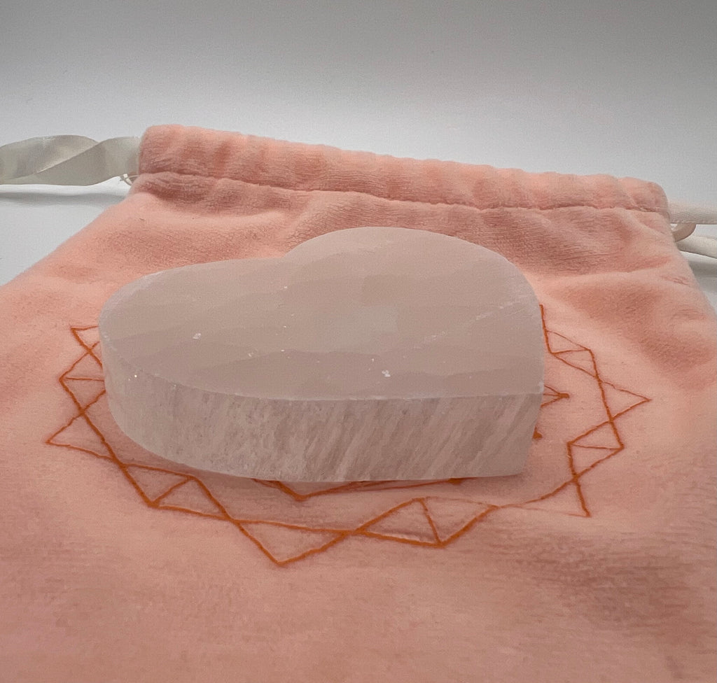Selenite heart plate
